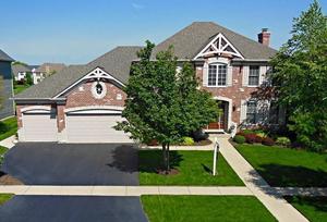photo 1 of 4N671 Blue Lake Cir W, Saint Charles, IL 60175