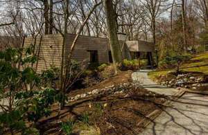 photo 1 of 285 Highview Dr, Wayne, PA 19087