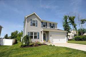 photo 1 of 6140 Woodford Dr, Hamburg, NY 14085