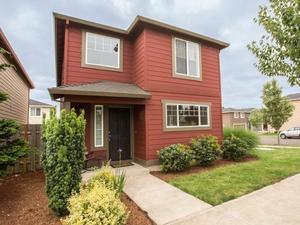 photo 1 of 2208 E 3rd Street Newberg, OR 97132