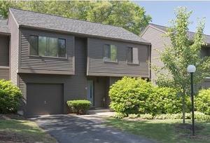 photo 1 of 401 Colonial Dr Unit 17, Ipswich, MA 01938