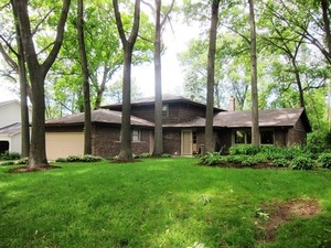 photo 1 of 252 Jervey Ln, Bartlett, IL 60103