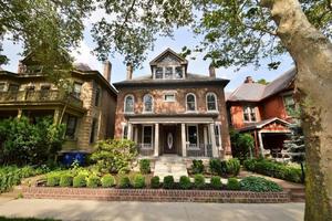 photo 1 of 856 Neil Ave, Columbus, OH 43215