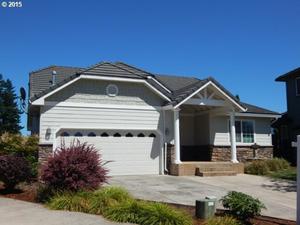 photo 1 of 538 Pebble Beach Dr, Creswell, OR 97426