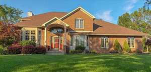 photo 1 of 7174 Pendale Cir, Pendleton, NY 14120