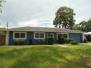 photo 1 of 987 Lake Dr, Dunedin, FL 34698