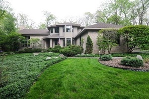 photo 1 of 2816 Jenny Jae Ln, Crystal Lake, IL 60012
