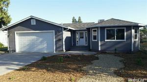 photo 1 of 592 E Galin Rd, French Camp, CA 95231