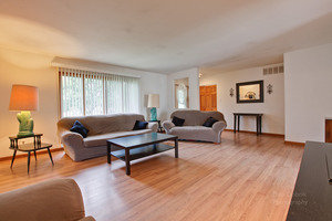 photo 1 of 485 Westview St, Hoffman Estates, IL 60169