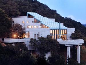 photo 1 of 319 Tappan Terrace, Orinda, CA 94563