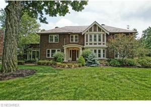 photo 1 of 3025 Fontenay Rd, Shaker Heights, OH 44120