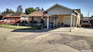 photo 1 of 5866 Cohn Ave, Olivehurst, CA 95961