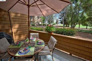 photo 1 of 300 S Overlook Dr, San Ramon, CA 94582