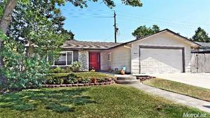 photo 1 of 9037 Terramore Dr, Orangevale, CA 95662