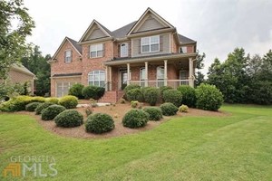 photo 1 of 2396 Misty Rose Ln, Loganville, GA 30052