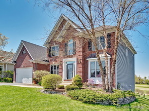 photo 1 of 1N622 Turnberry Ln, Winfield, IL 60190