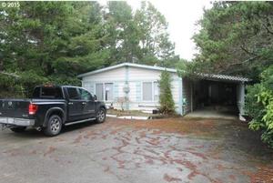 photo 1 of 1601 Rhododendron Spac Dr Unit 679, Florence, OR 97439
