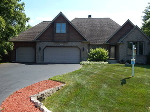 photo 1 of 9N836 Beckman Trl, Elgin, IL 60124
