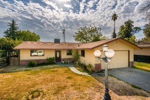 photo 1 of 20754 South Pueblo, Laton, CA 93242