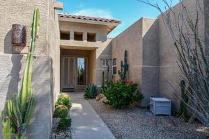photo 1 of 4368 E Lariat Ln, Phoenix, AZ 85050