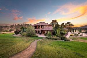 photo 1 of 14810 Canvas Back Ln, Prather, CA 93651