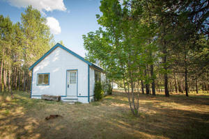 photo 1 of 15 Shamar Dr, Blanchard, ID 83804