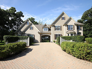 photo 1 of 4N972 Forest Trails Ct, Saint Charles, IL 60175