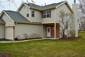 photo 1 of 184 Golfview Dr, Glendale Heights, IL 60139