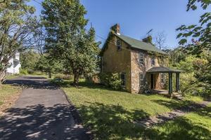 photo 1 of 6483 Lower York Road, New Hope PA 18938