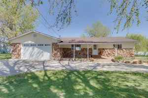 photo 1 of 1700 N 6th St, Payette, ID 83661