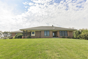 photo 1 of 5005 Cassandra Ct, Ringwood, IL 60072