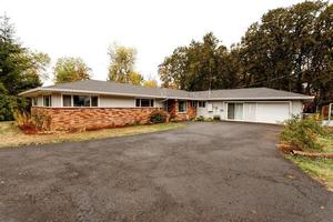 photo 1 of 29925 S Beavercreek Rd. Mulino, OR 97042