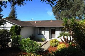 photo 1 of 2668 Appaloosa Trl, Pinole, CA 94564