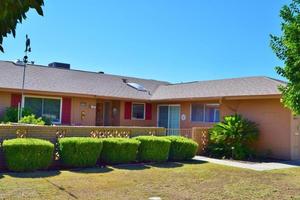 photo 1 of 10418 W El Capitan Cir, Sun City, AZ 85351