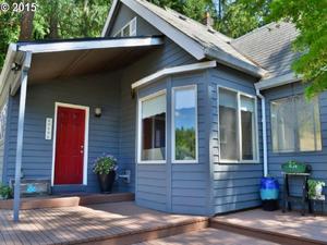 photo 1 of 20201 SE Tillstrom Rd, Damascus, OR 97089