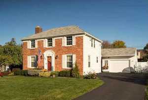 photo 1 of 111 Park Forest Dr, Amherst, NY 14221