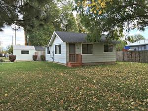 photo 1 of 318 6th St, Wilder, ID 83676