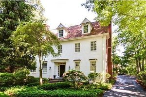 photo 1 of 280 Wellesley Ave, Wellesley, MA 02481