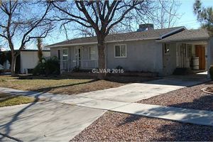 photo 1 of 617 Fifth St, Boulder City, NV 89005