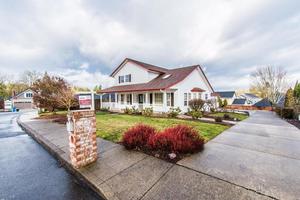 photo 1 of 2620 NE 166th St, Ridgefield, WA 98642