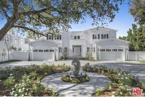 photo 1 of 5351 Encino Ave, Encino, CA 91316