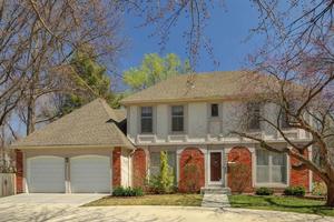 photo 1 of 9909 Roe Ave, Overland Park, KS 66207