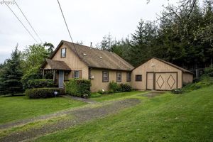 photo 1 of 105 SW Hill Dr, Willamina, OR 97396