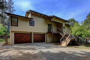 photo 1 of 15443 Lakeview Dr, Grass Valley, CA 95945