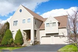 photo 1 of 32 Gerald Rd, Marblehead, MA 01945