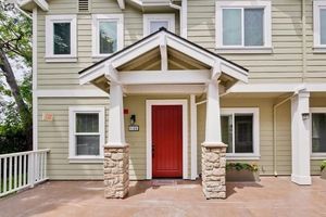 photo 1 of 1122 Boranda Ave, Mountain View, CA 94040
