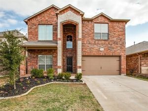 photo 1 of 2204 Frosted Willow Ln, Fort Worth, TX 76177