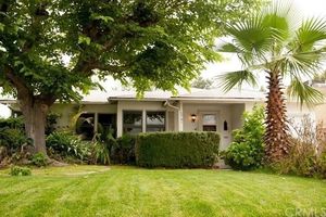 photo 1 of 2141 N Screenland Dr, Burbank, CA 91505