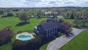 photo 1 of 61 Spring Creek Rd, Barrington Hills, IL 60010