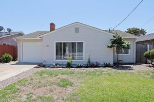 photo 1 of 212 Ivy Dr, Menlo Park, CA 94025